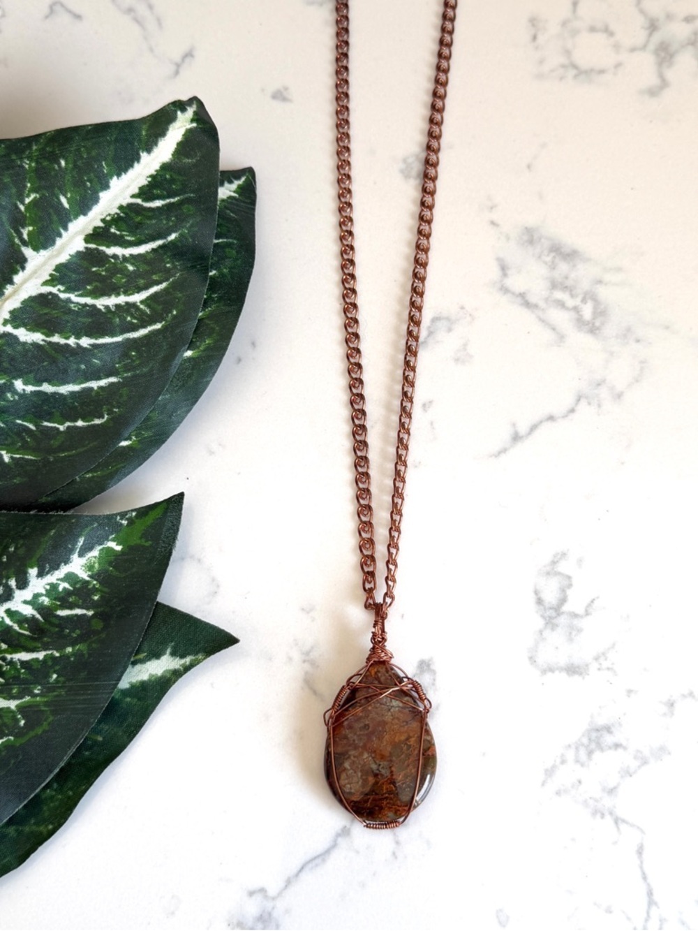 Natural Stone Copper Wired Chain Necklace PREOWNED Jewelry